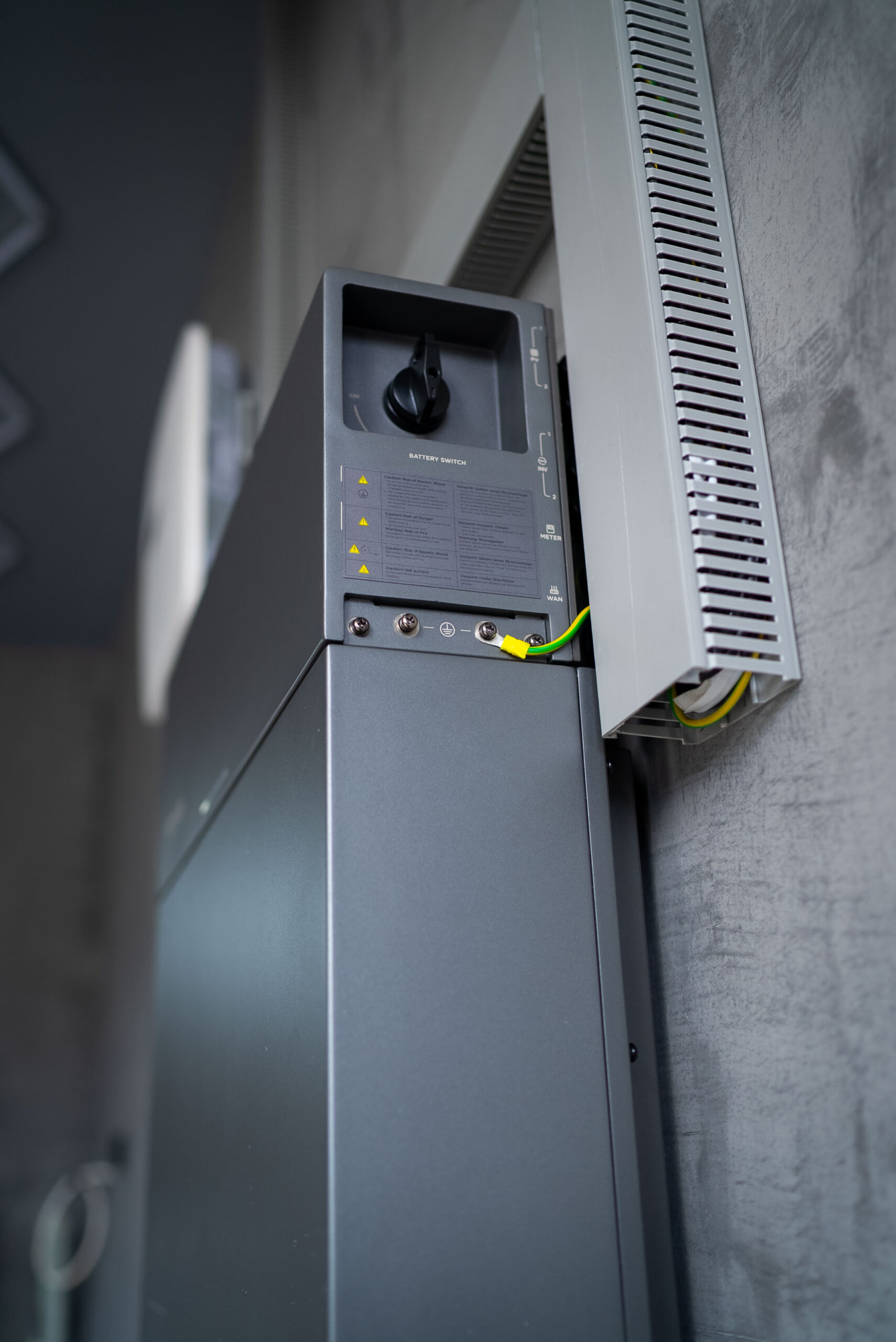 Podłączenie magazynu energii Ecflow do istniejącej instalacji fotowktaicznej bez wymiany falownika.