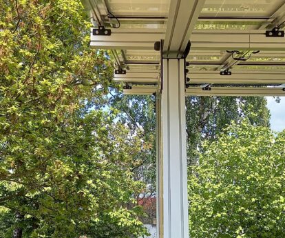 Instalacja carportu wraz z magazynem energii od Signenergy