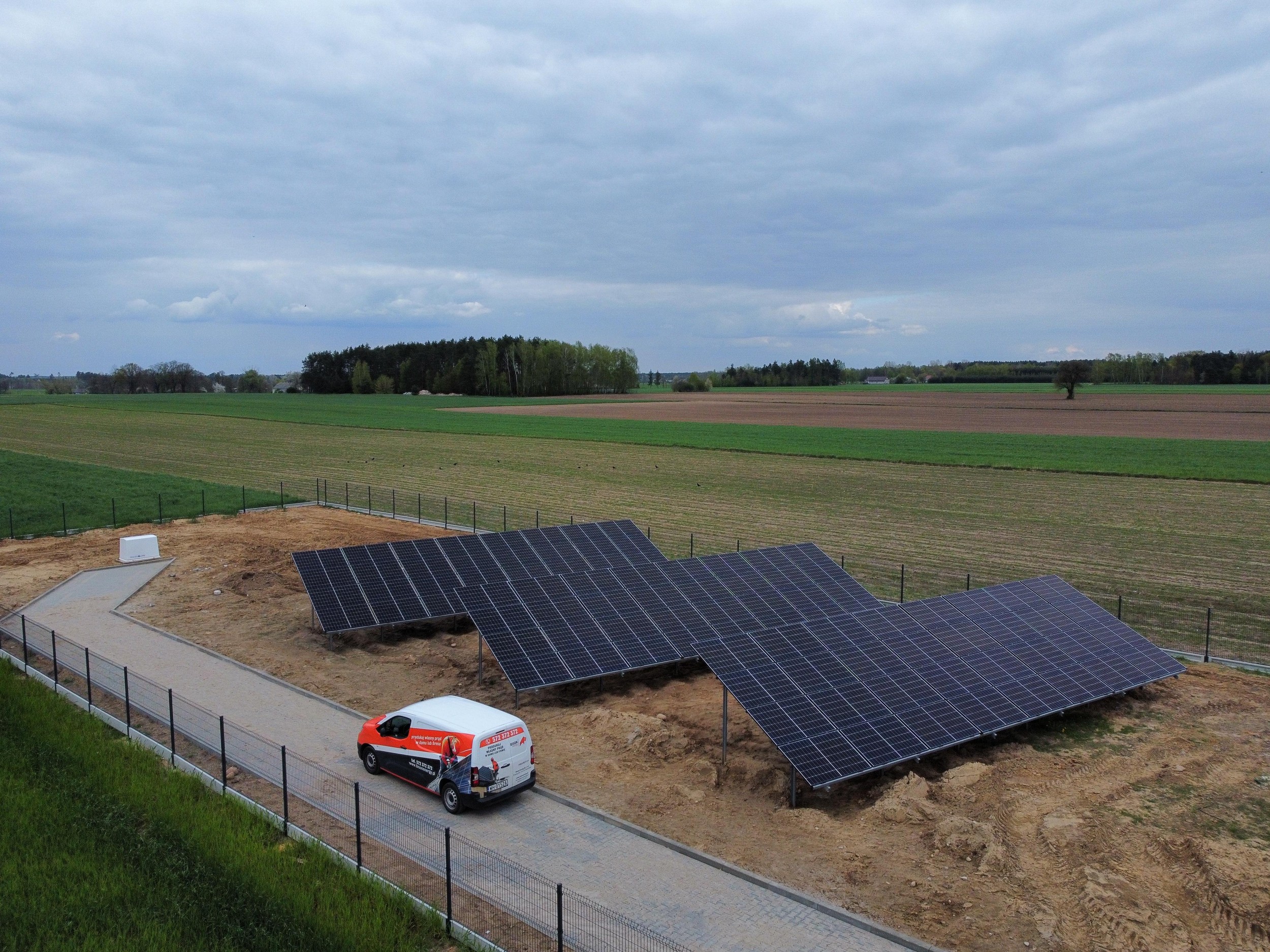 Realizacja instalacji fotowoltaicznej na gruncie dla Bartosz Sp. J.