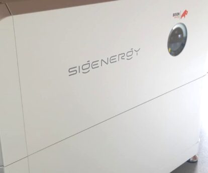 Instalacja carportu wraz z magazynem energii od Signenergy