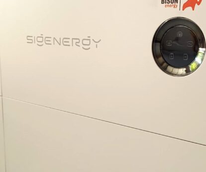 Instalacja carportu wraz z magazynem energii od Signenergy