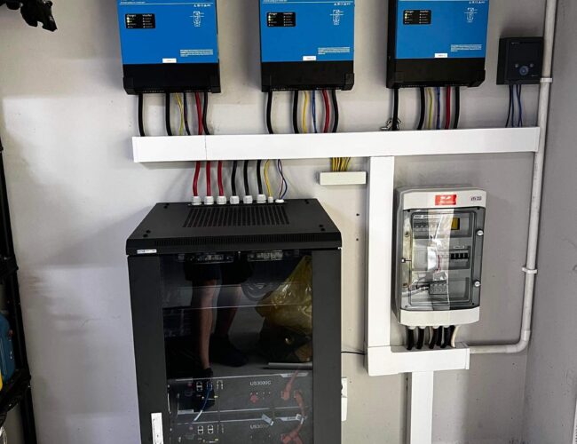 Wieloetapowa współpraca - system magazynowania energii od Victron Energy, rozbudowa instalacji PV, ładowarka EV, agregat prądotwórczy
